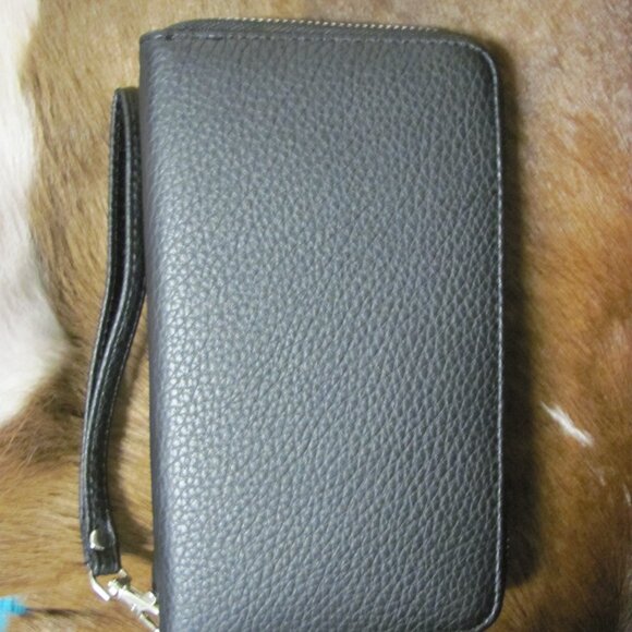 LONDON FOG COLLECTION LADIES   PEBBLED HIGH QUALITY VEGAN LEATHER NWT - Picture 5 of 10